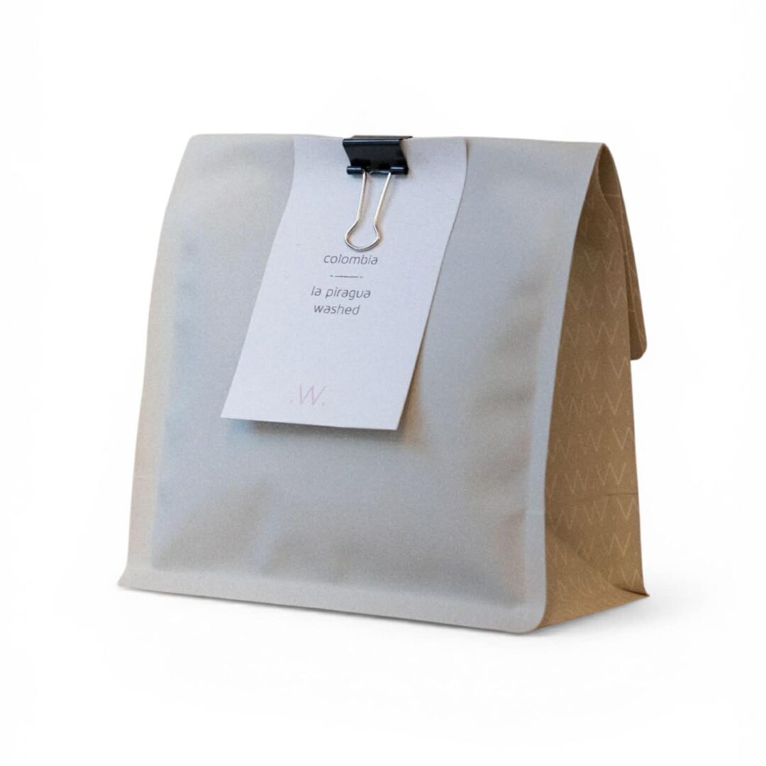 White Label - Colombia - La Piragua Pink Bourbon